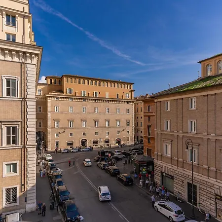 Casa Navona Рим